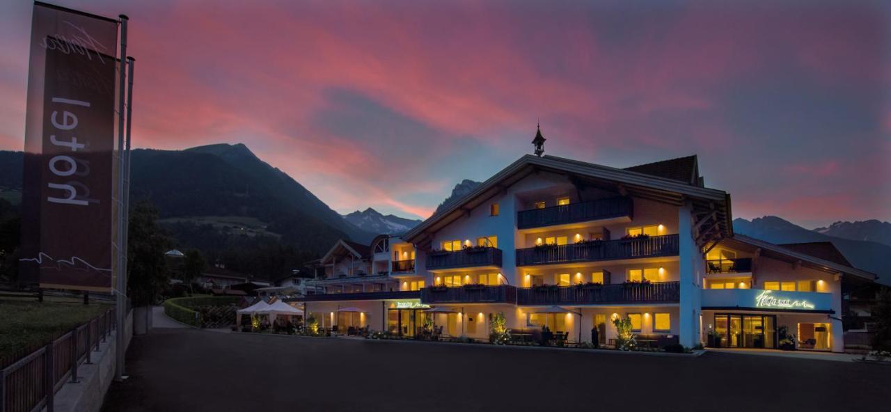 Hotel Fronza - Your Hike & Mountain Home لوتاغو المظهر الخارجي الصورة