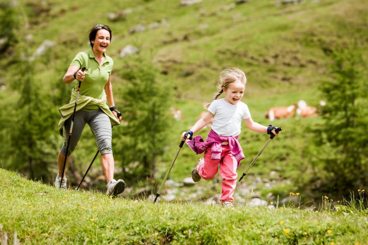 Hotel Fronza - Your Hike & Mountain Home لوتاغو المظهر الخارجي الصورة