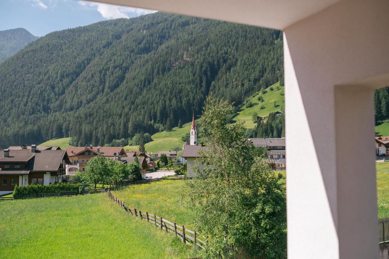 Hotel Fronza - Your Hike & Mountain Home لوتاغو المظهر الخارجي الصورة