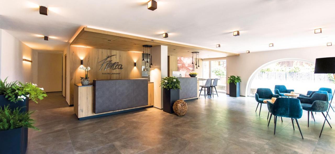 Hotel Fronza - Your Hike & Mountain Home لوتاغو المظهر الخارجي الصورة